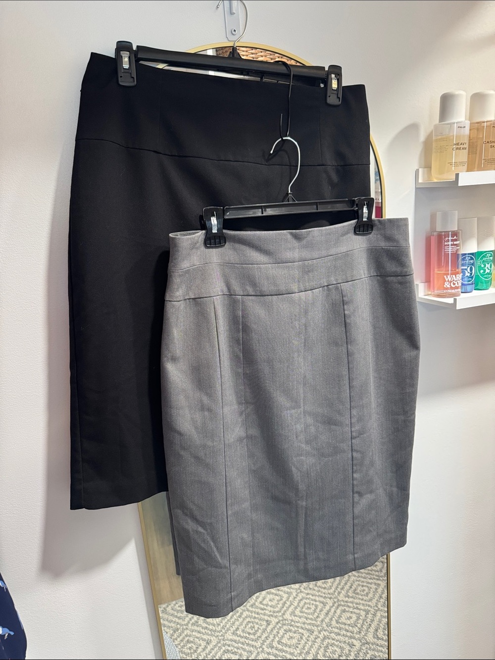 Set of 2 Worthington Women’s Pencil Skirts in Black and Gray Size 16